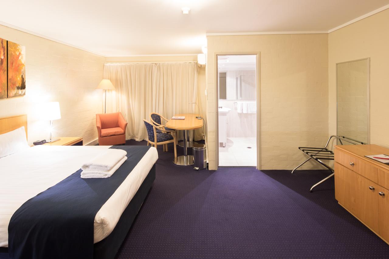 Ibis Styles Canberra - thumb 1