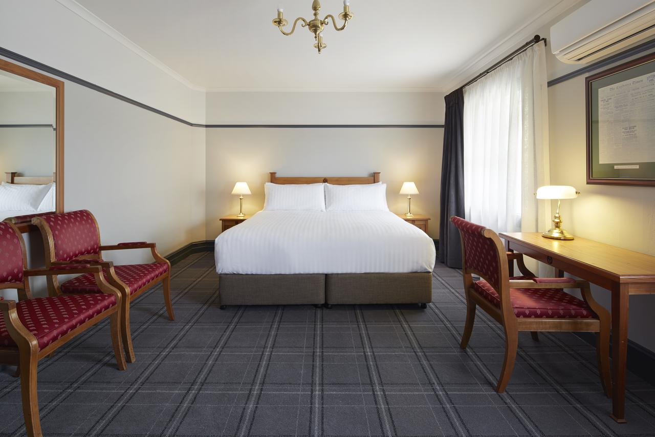 Brassey Hotel - Managed by Doma Hotels - Accommodation Adelaide