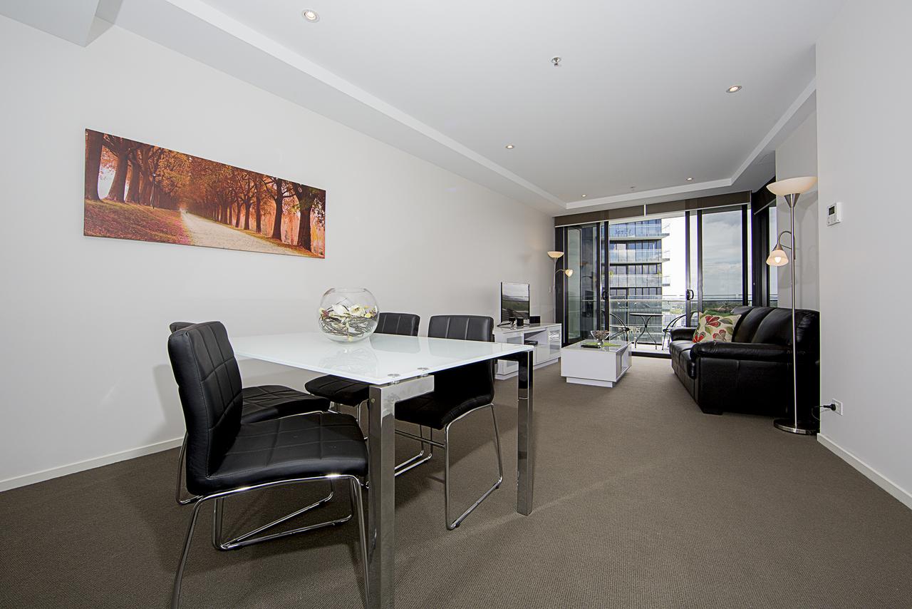 Accommodate Canberra - Manhattan On The Park - Accommodation Find 18