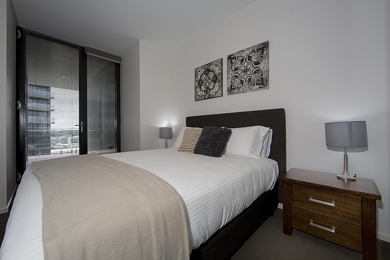 Accommodate Canberra - Manhattan On The Park - Accommodation Find 12