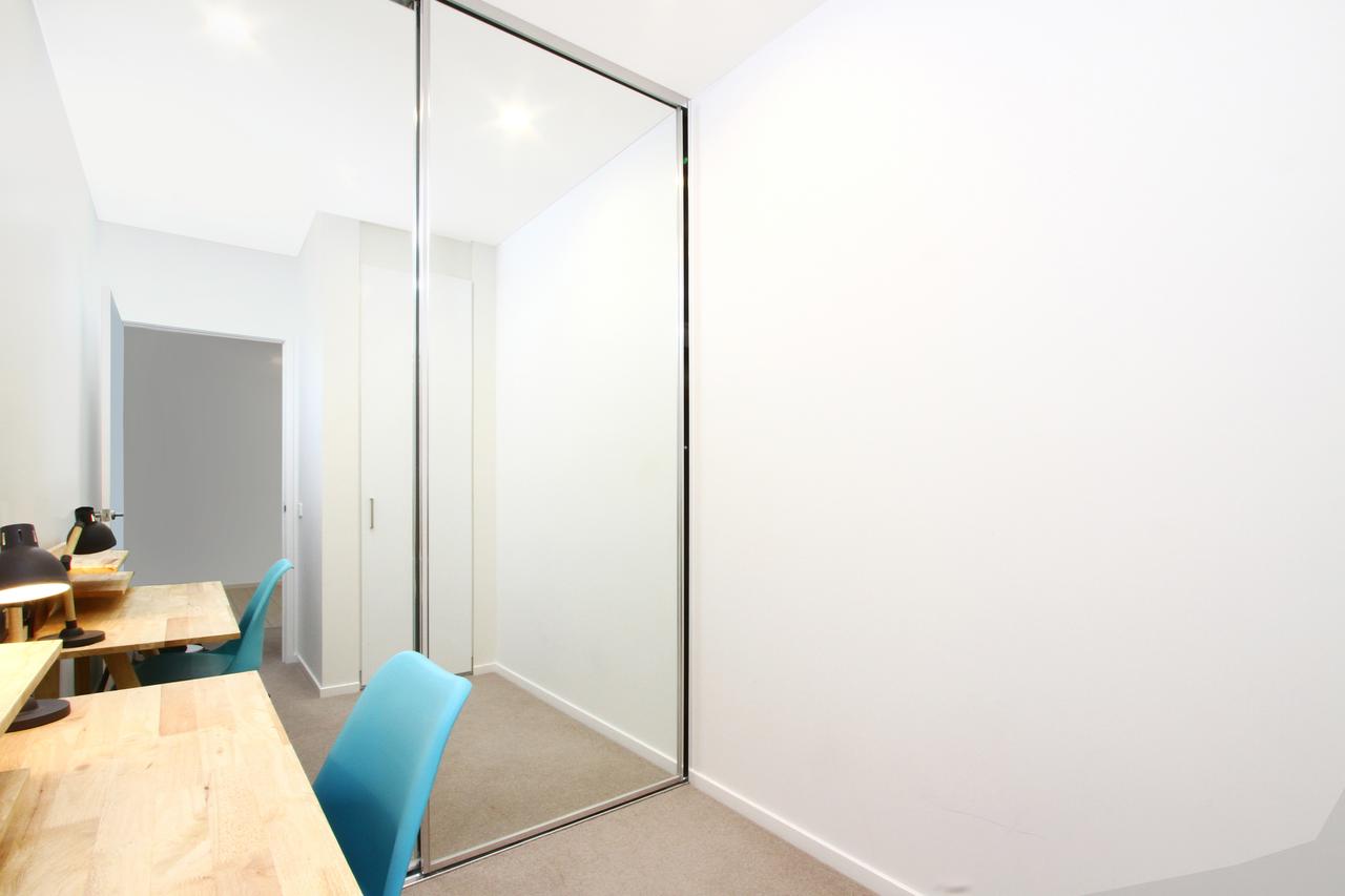 Accommodate Canberra - Braddon IQ Smart Apartments - thumb 1