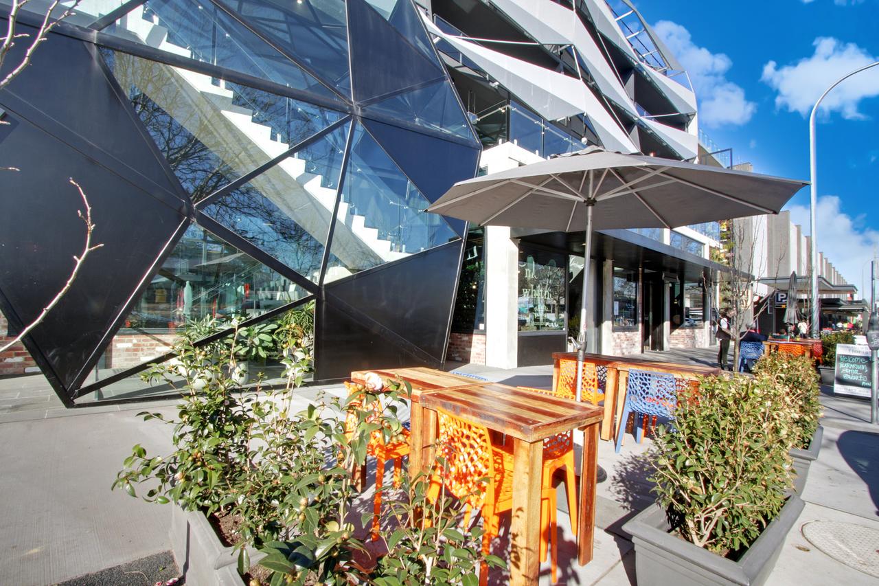 Accommodate Canberra - Braddon IQ Smart Apartments - Accommodation Ballina