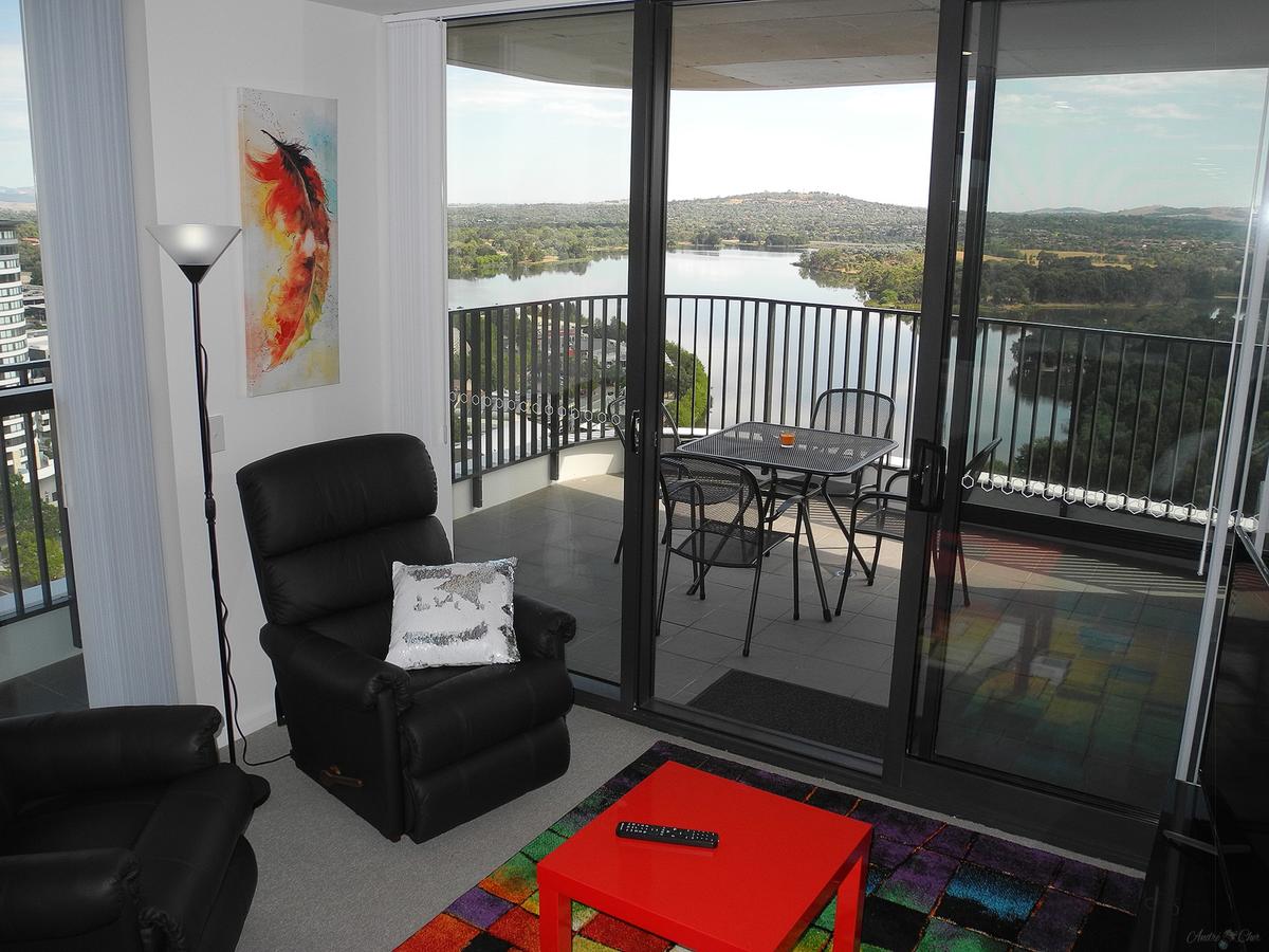 3BR Executive Apartment With Lake And Mountain Views - thumb 1