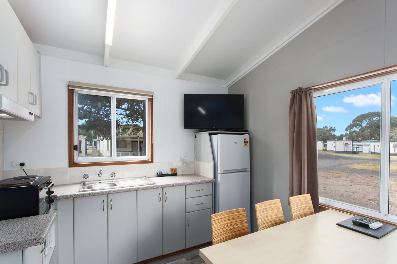 Victor Harbor Holiday & Cabin Park - Accommodation Find 30