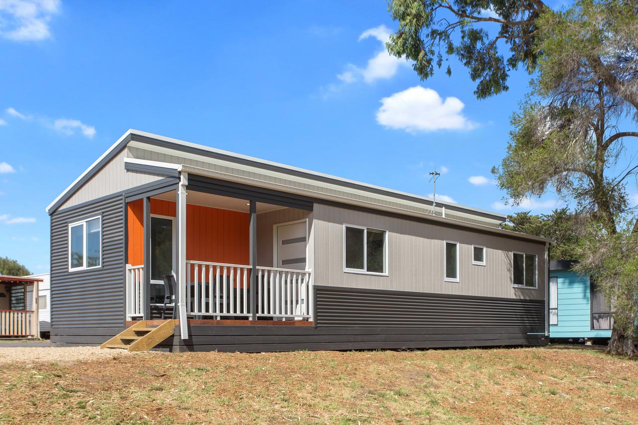 Victor Harbor Holiday & Cabin Park - Accommodation Find 37