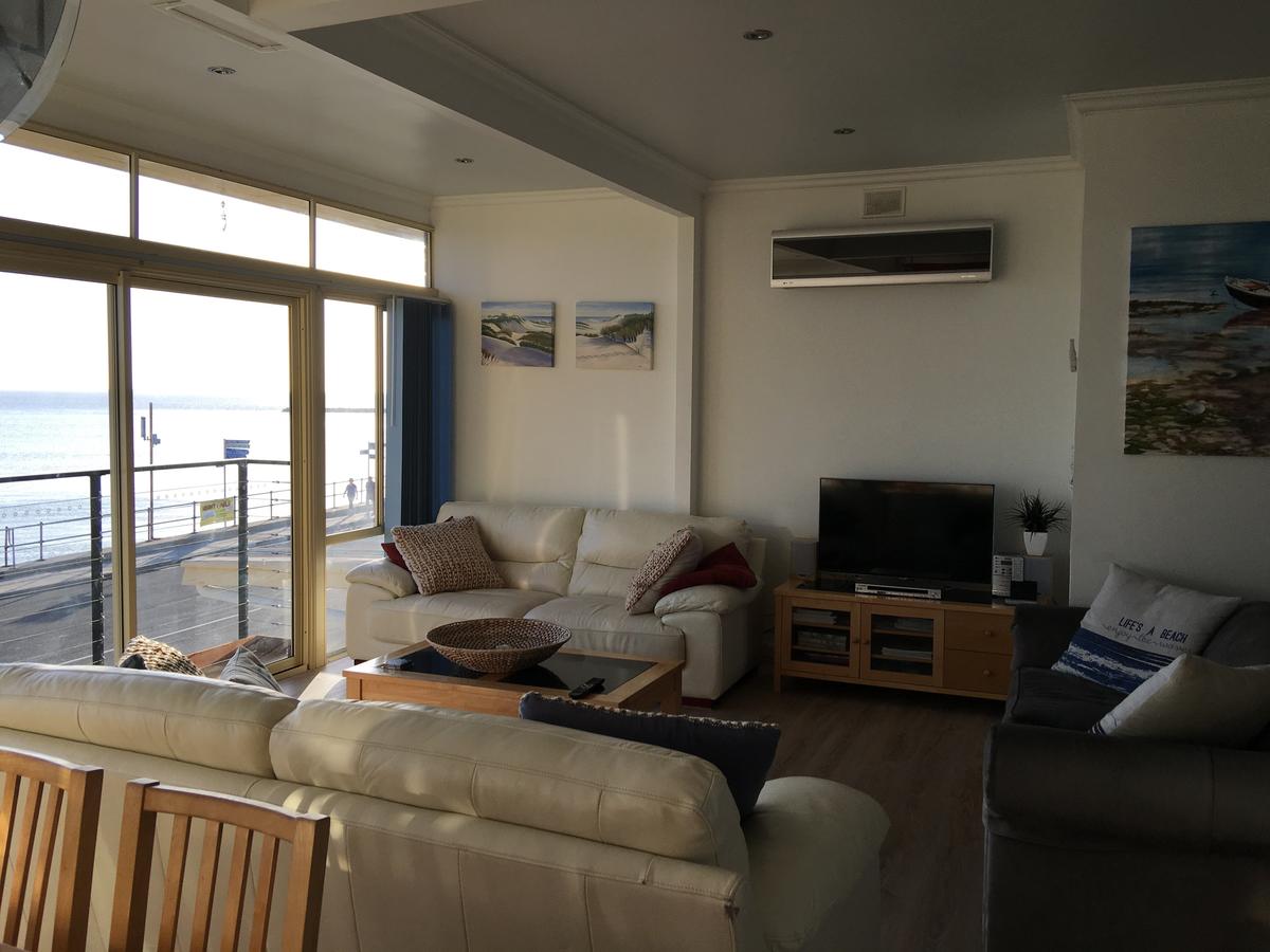 Crystal Blue Apartment - Redcliffe Tourism 36