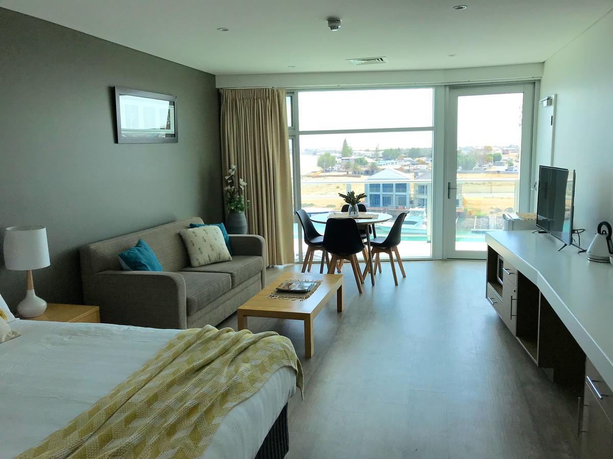 Ocean View Luxury Apartment & Suite - thumb 24
