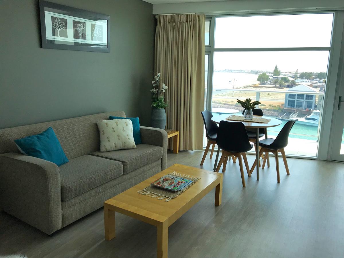 Ocean View Luxury Apartment & Suite - thumb 11