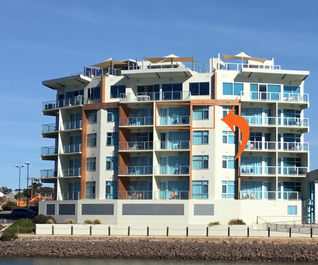 Wallaroo Marina Waterfront Luxe Apartment - Accommodation Ballina