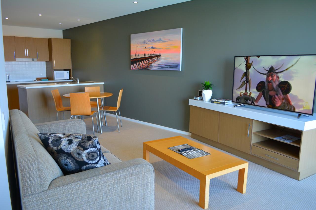 Wallaroo Marina Luxury Apartment - thumb 9