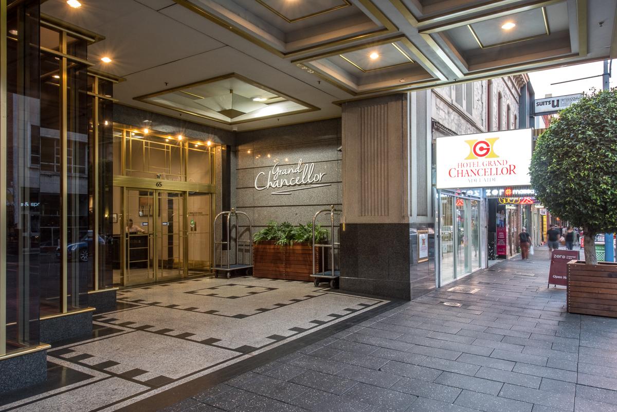 Hotel Grand Chancellor Adelaide - Casino Accommodation