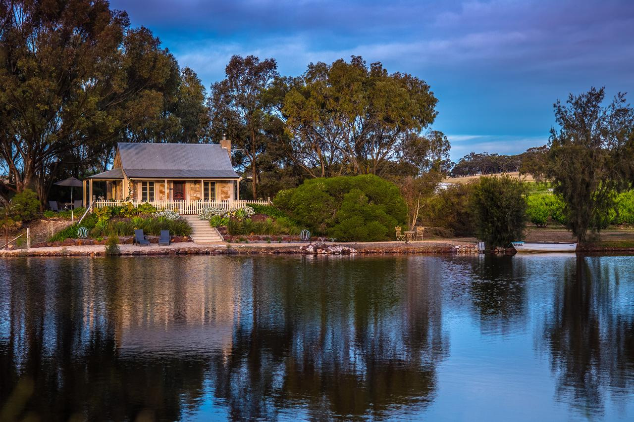 Stonewell Cottages and Vineyards - South Australia Travel