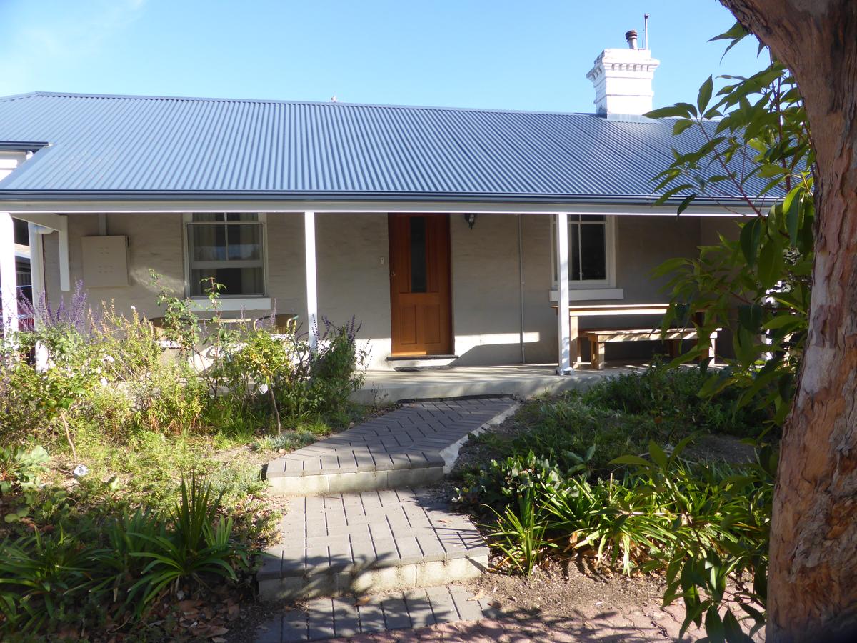 Penzance Cottage - Accommodation Airlie Beach
