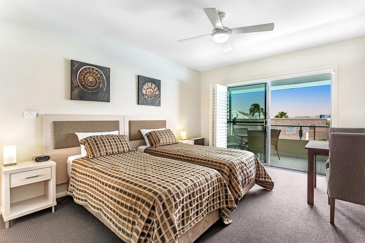 Pacific Blue Apartment 278, 265 Sandy Point Road - thumb 9