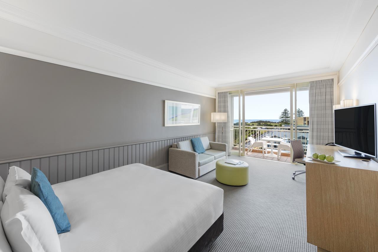Crowne Plaza Terrigal Pacific - Accommodation Find 41