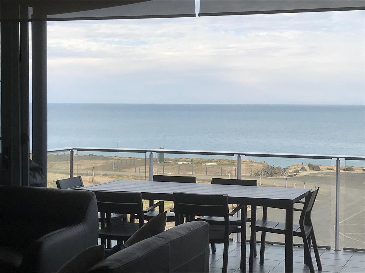 Penneshaw Oceanview Apartments - Accommodation Find 2