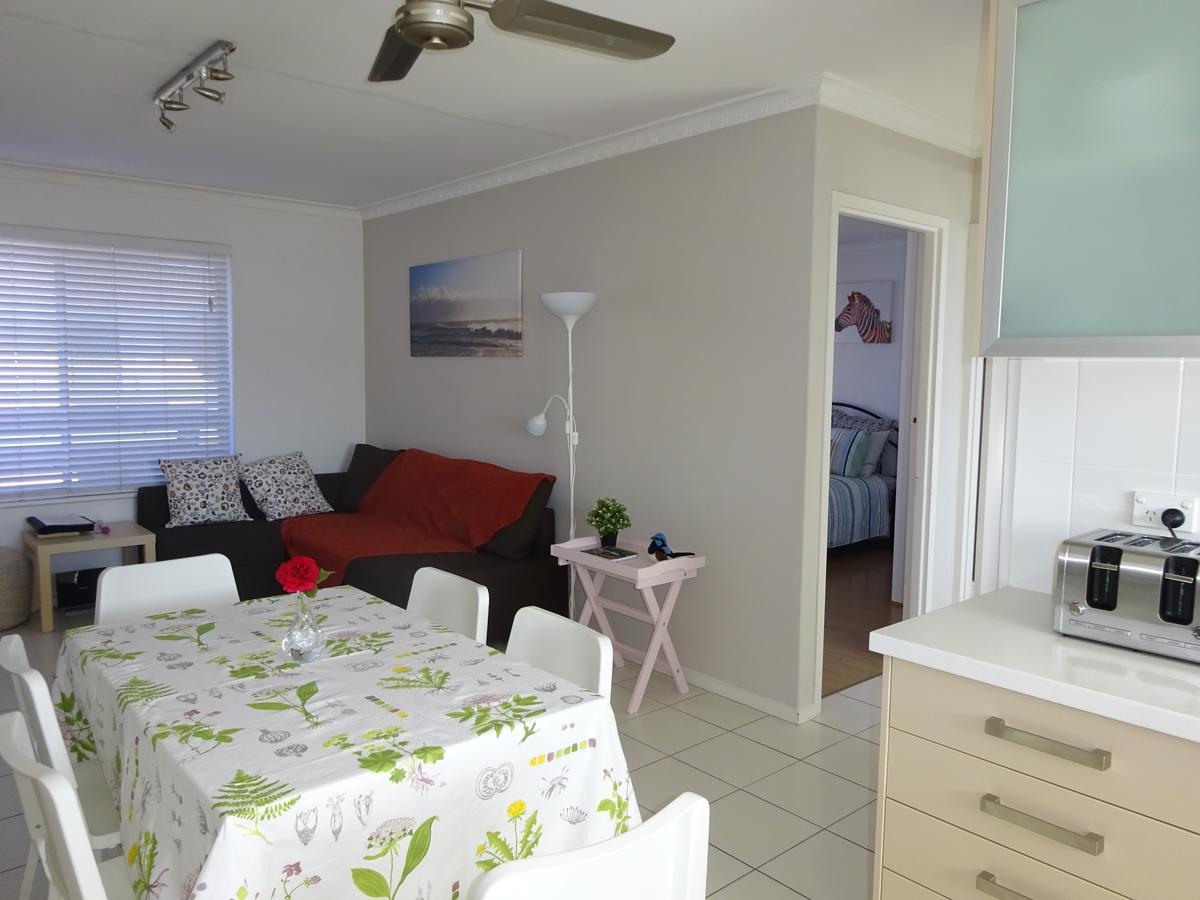 Selene Holiday Apartment West Beach - Accommodation Daintree