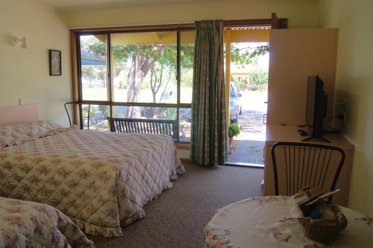 Milang Lakes Motel - Accommodation Airlie Beach