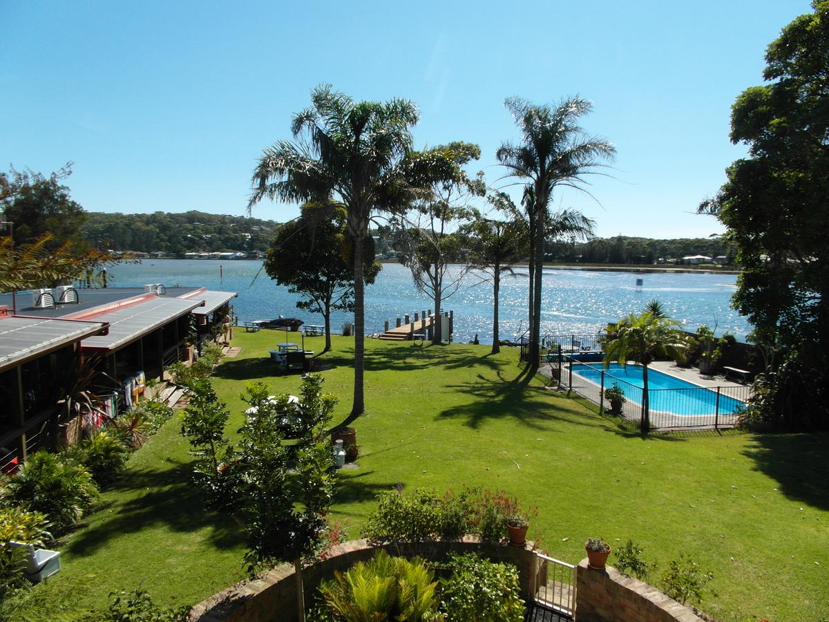 Lake Edge Apartments - New South Wales Tourism 