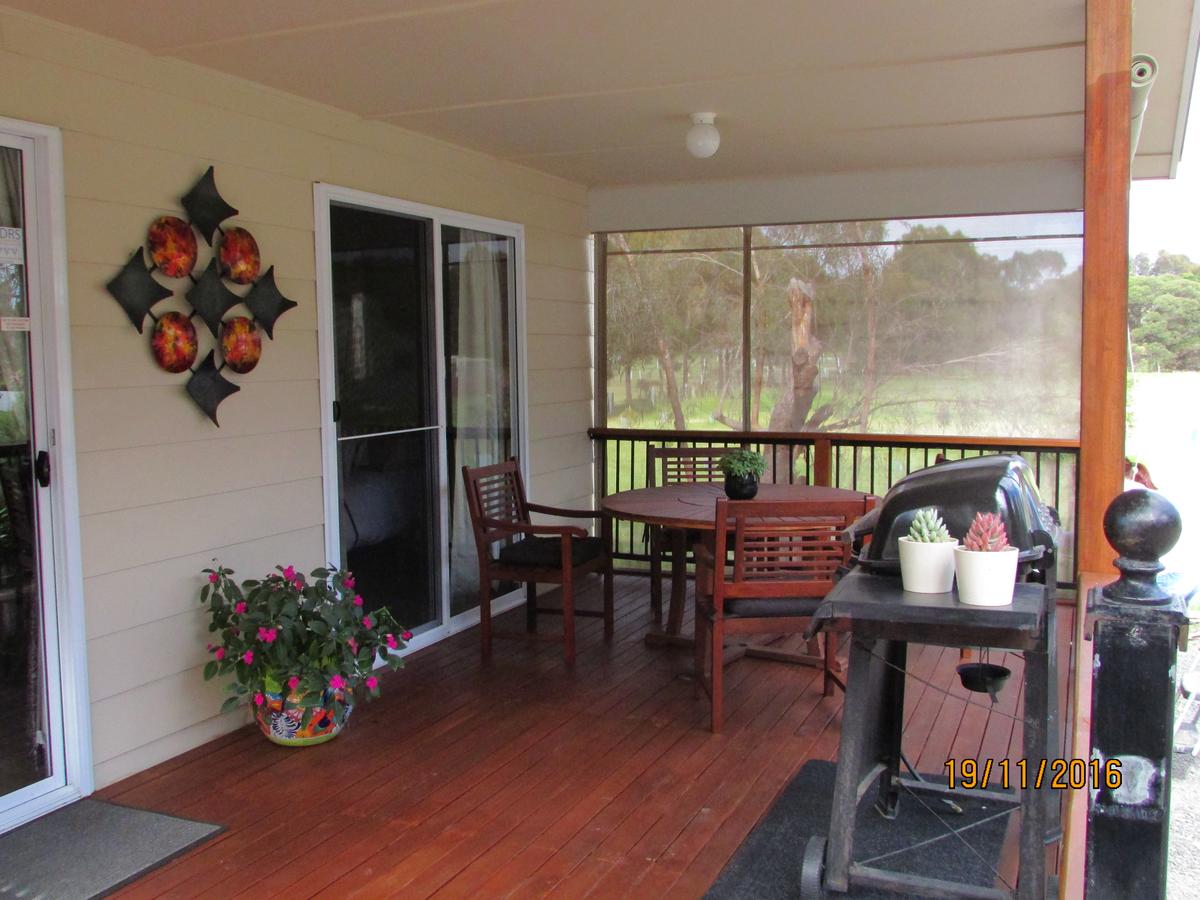 Lazy Days Bed &Breakfast Cottage - Victor Harbor - thumb 27
