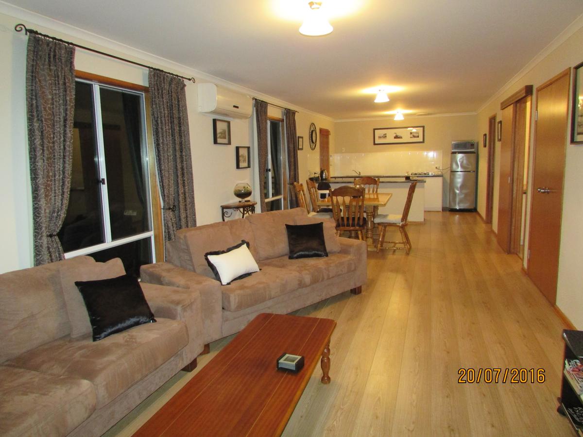 Lazy Days Bed &Breakfast Cottage - Victor Harbor - thumb 17