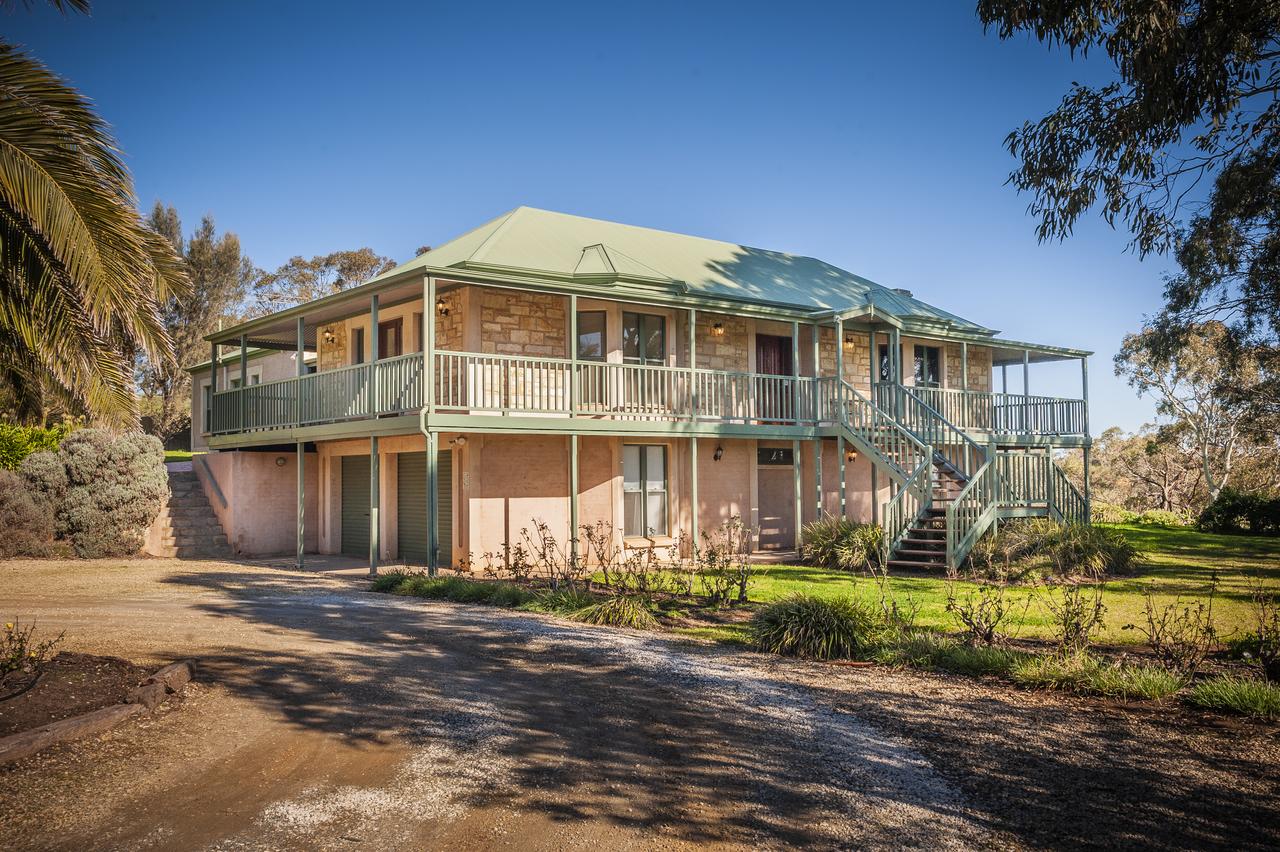 Lindsay House Homestead - New South Wales Tourism 