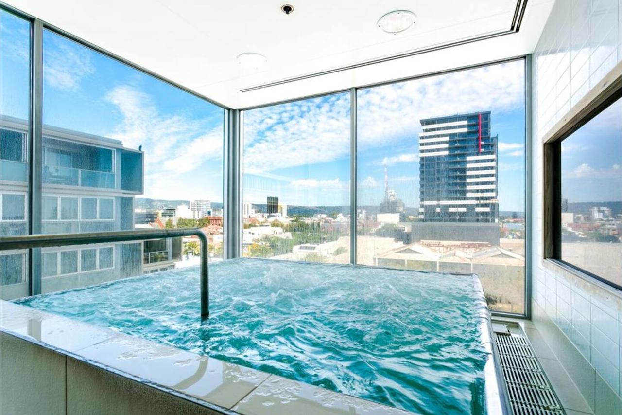 Hi 5 Stars Luxury Adelaide City Apartment - Redcliffe Tourism 0
