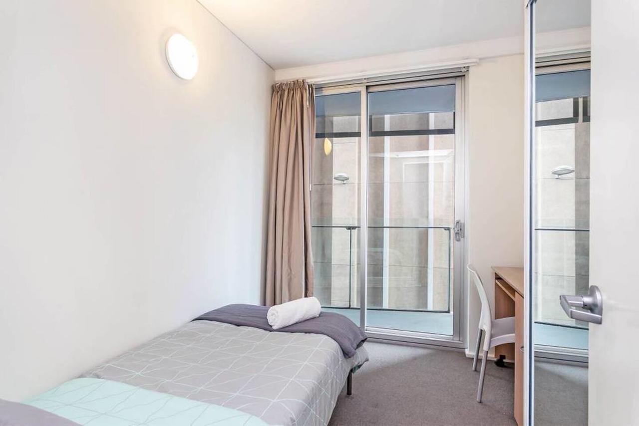 3 Bed North Terrace #42 - Accommodation ACT 12