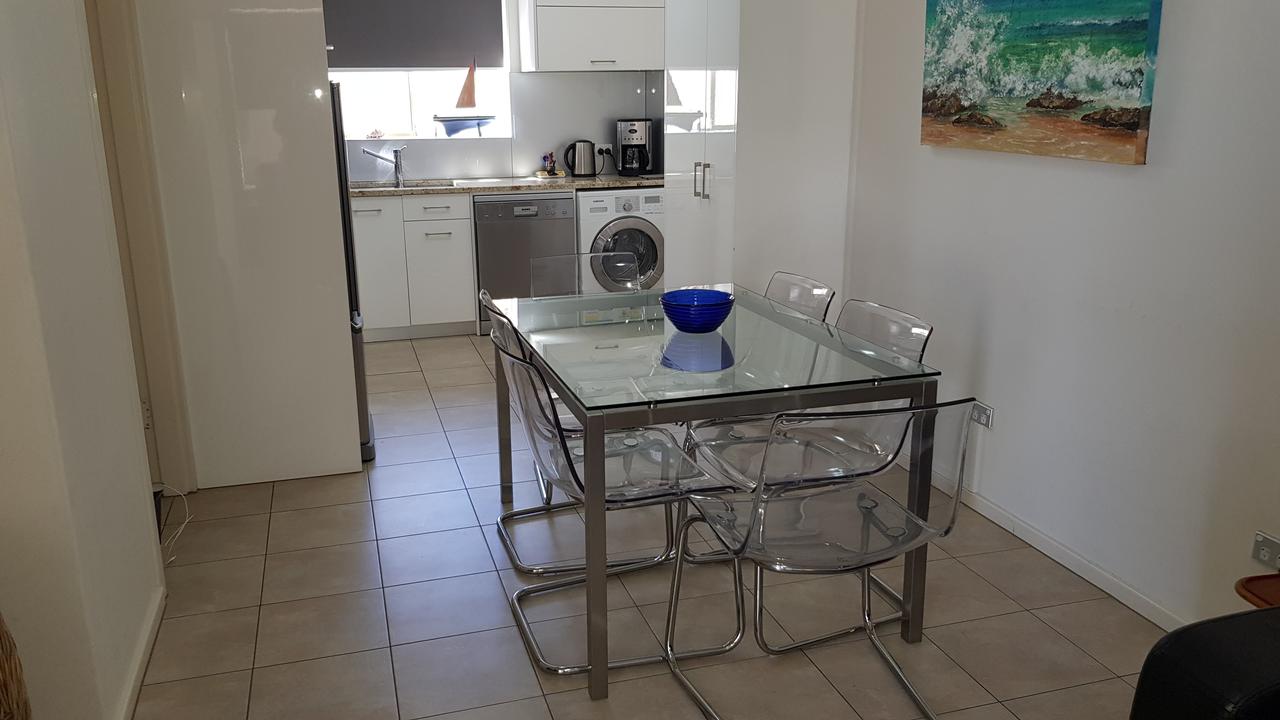 Acaill Accommodation - Redcliffe Tourism 7