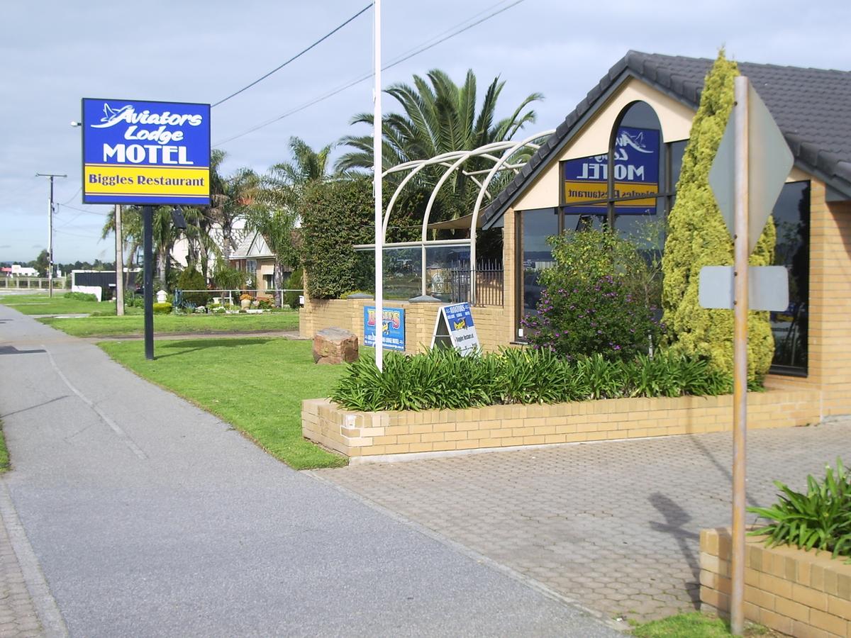 Aviators Lodge - New South Wales Tourism 