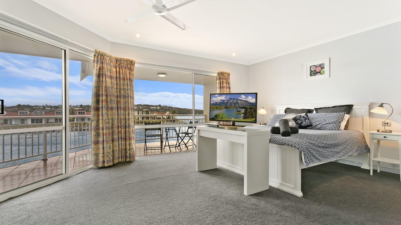 Salt Waterfront Apartment - Redcliffe Tourism 10