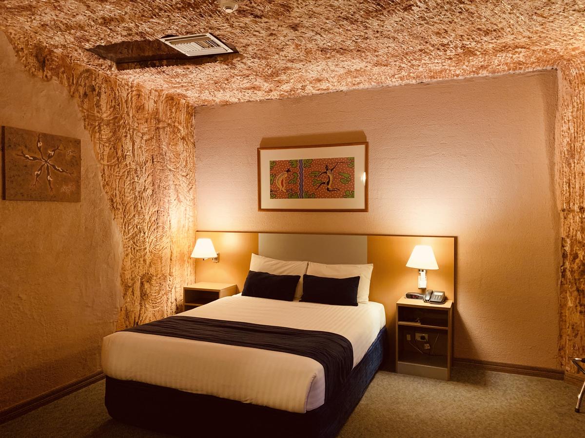 Desert Cave Hotel - thumb 12