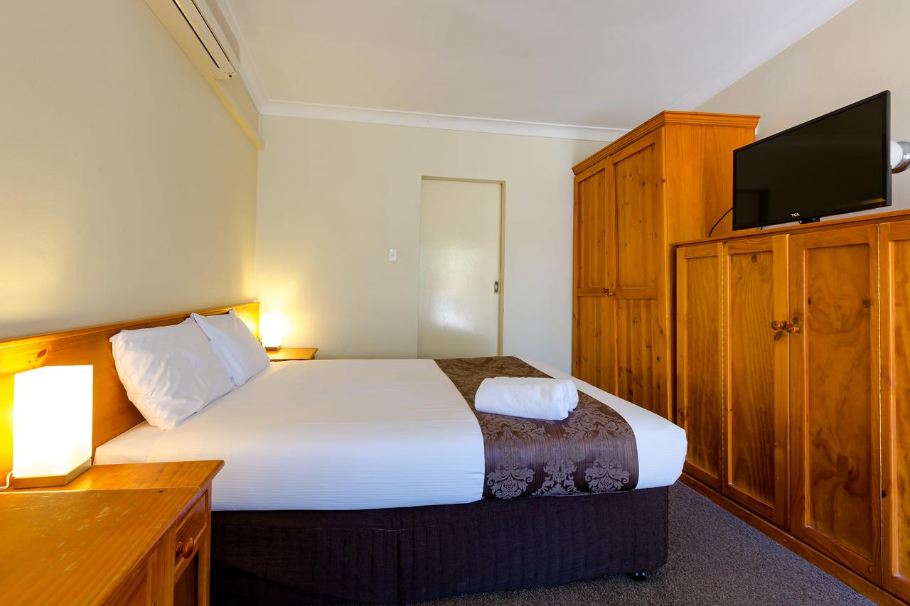 Abcot Inn - Accommodation Find 20