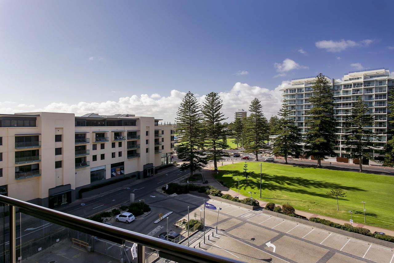 Glenelg Holiday Apartments-Pier - Redcliffe Tourism 7
