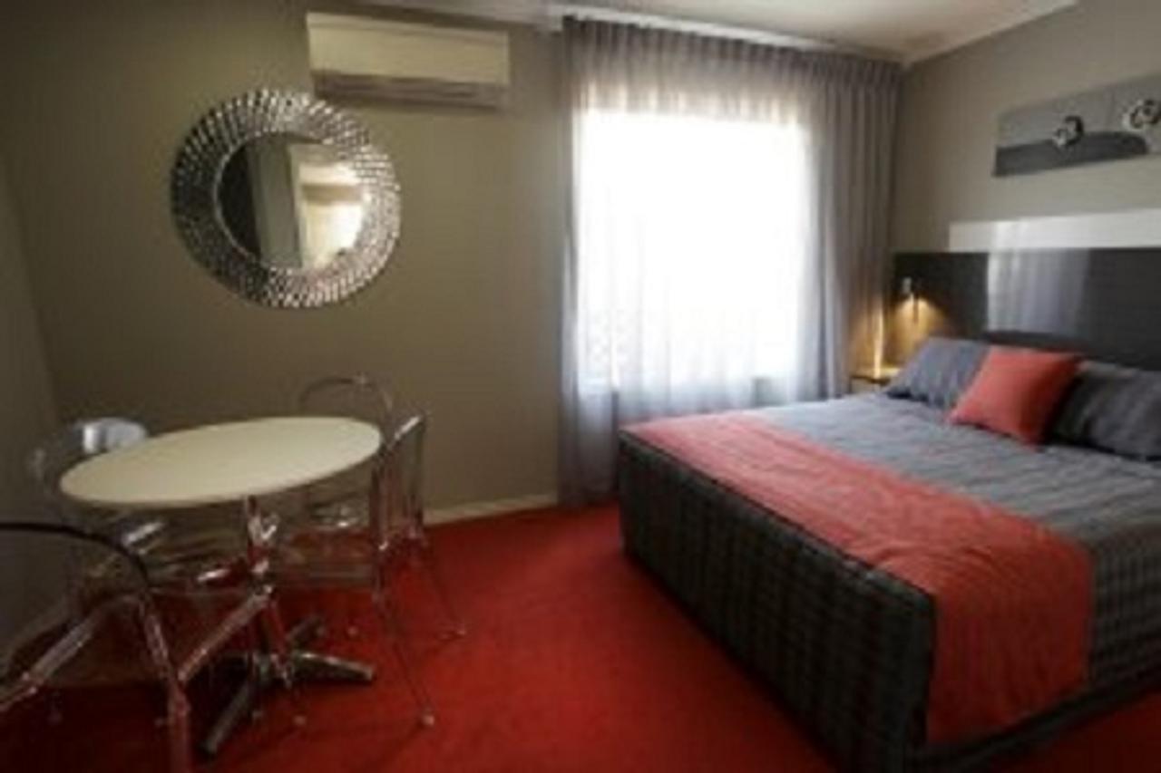 Cattlemans Country Motor Inn & Serviced Apartments - Accommodation Find 21