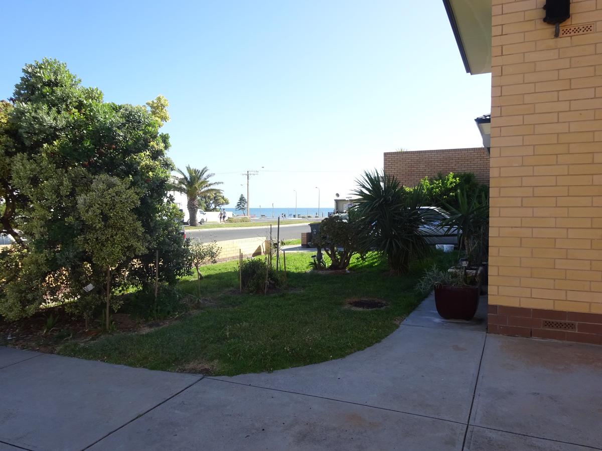 Aurora Holiday Apartment @West Beach - Redcliffe Tourism 32