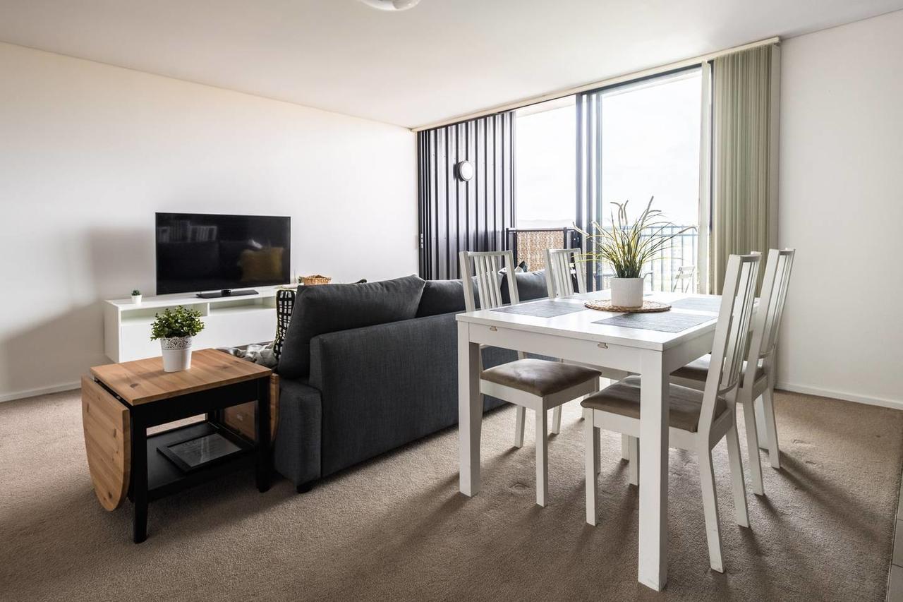 Modern 2 Bedroom+WIFI/Netflix/Parking+Great Views! - Accommodation ACT 13