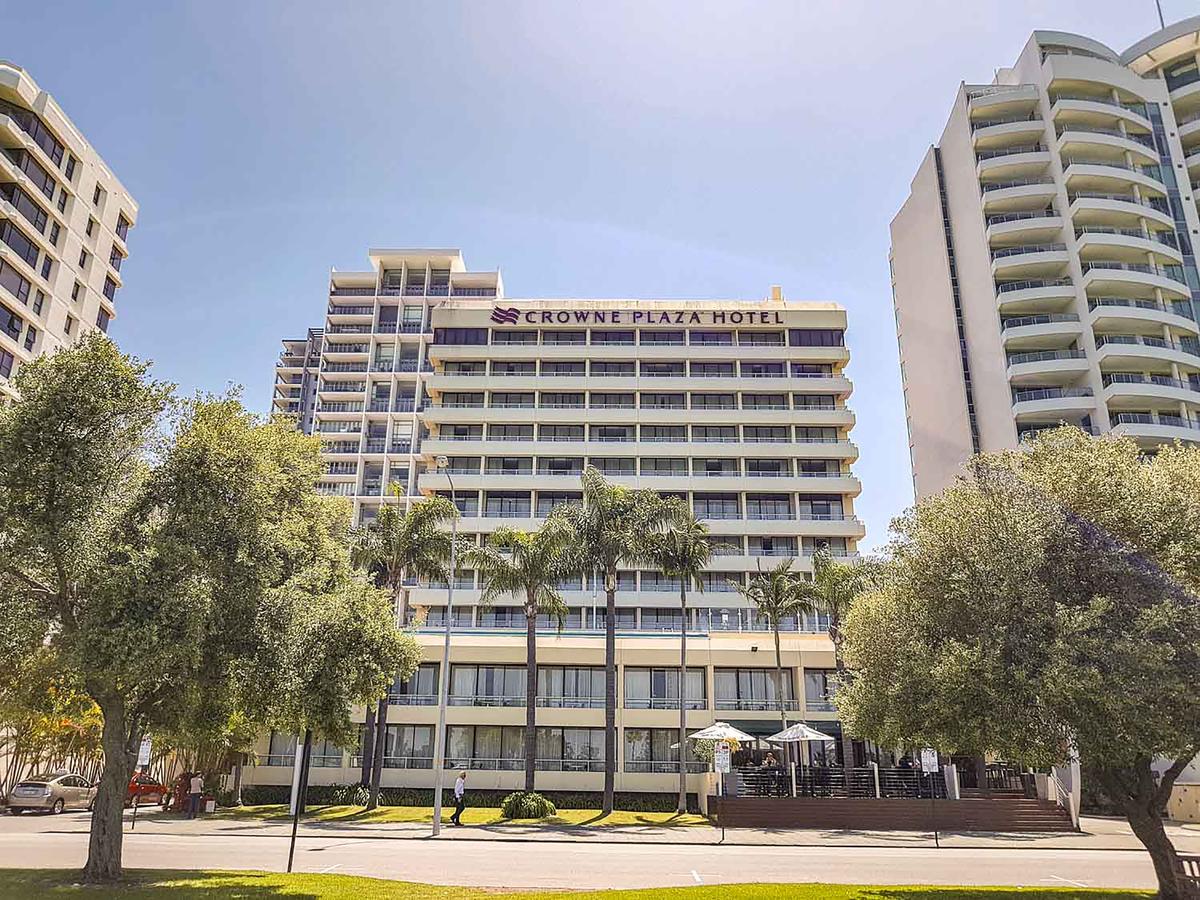 Crowne Plaza Perth - Accommodation Perth 6