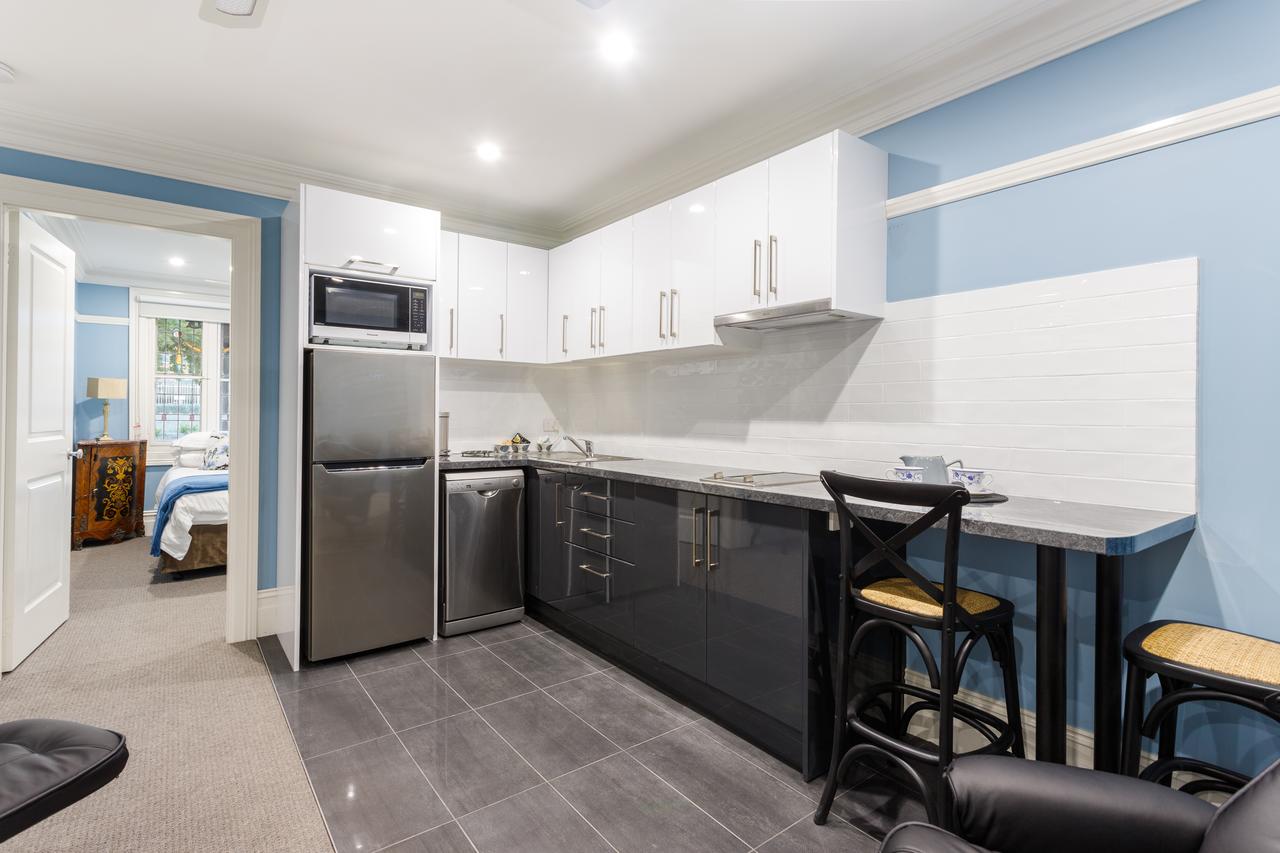 Blue Door Apartments - Accommodation Find 3