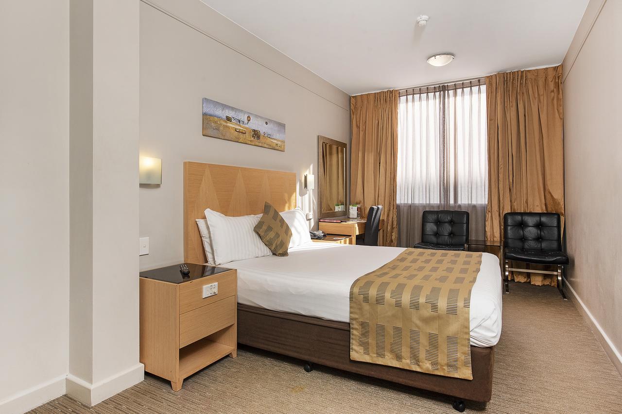 Quality Hotel Ambassador Perth - thumb 21