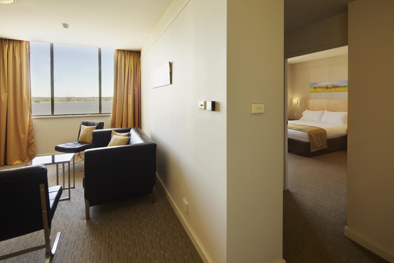 Quality Hotel Ambassador Perth - thumb 24