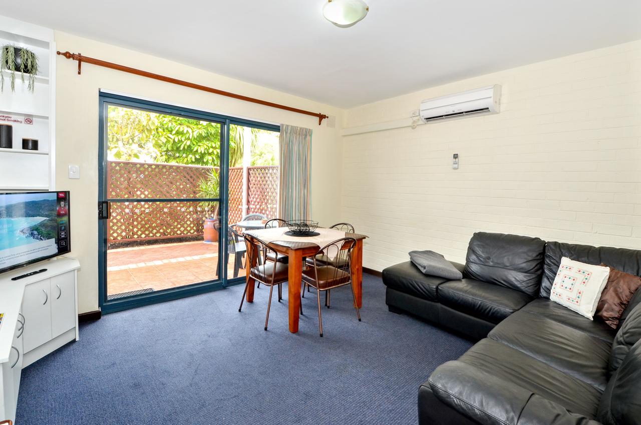 Dolphin Lodge Albany - Self Contained Apartments At Middleton Beach - thumb 10