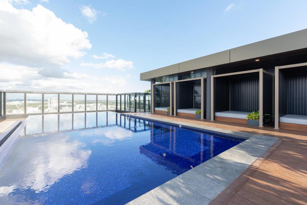 Japanese Style Waterfront Apt Wt Rooftop Pool - Redcliffe Tourism 10