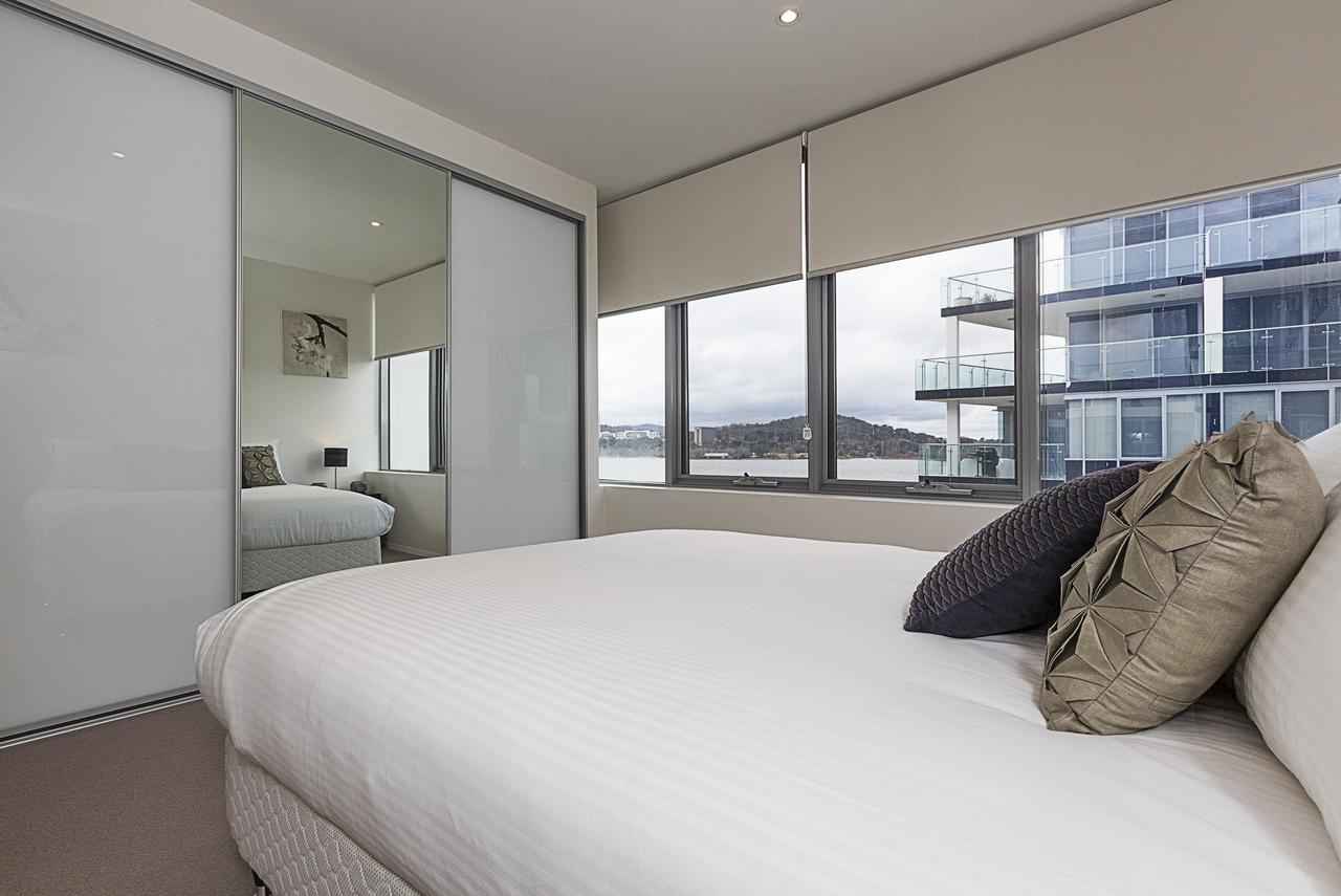 Accommodate Canberra - Lakefront - Accommodation Find 10