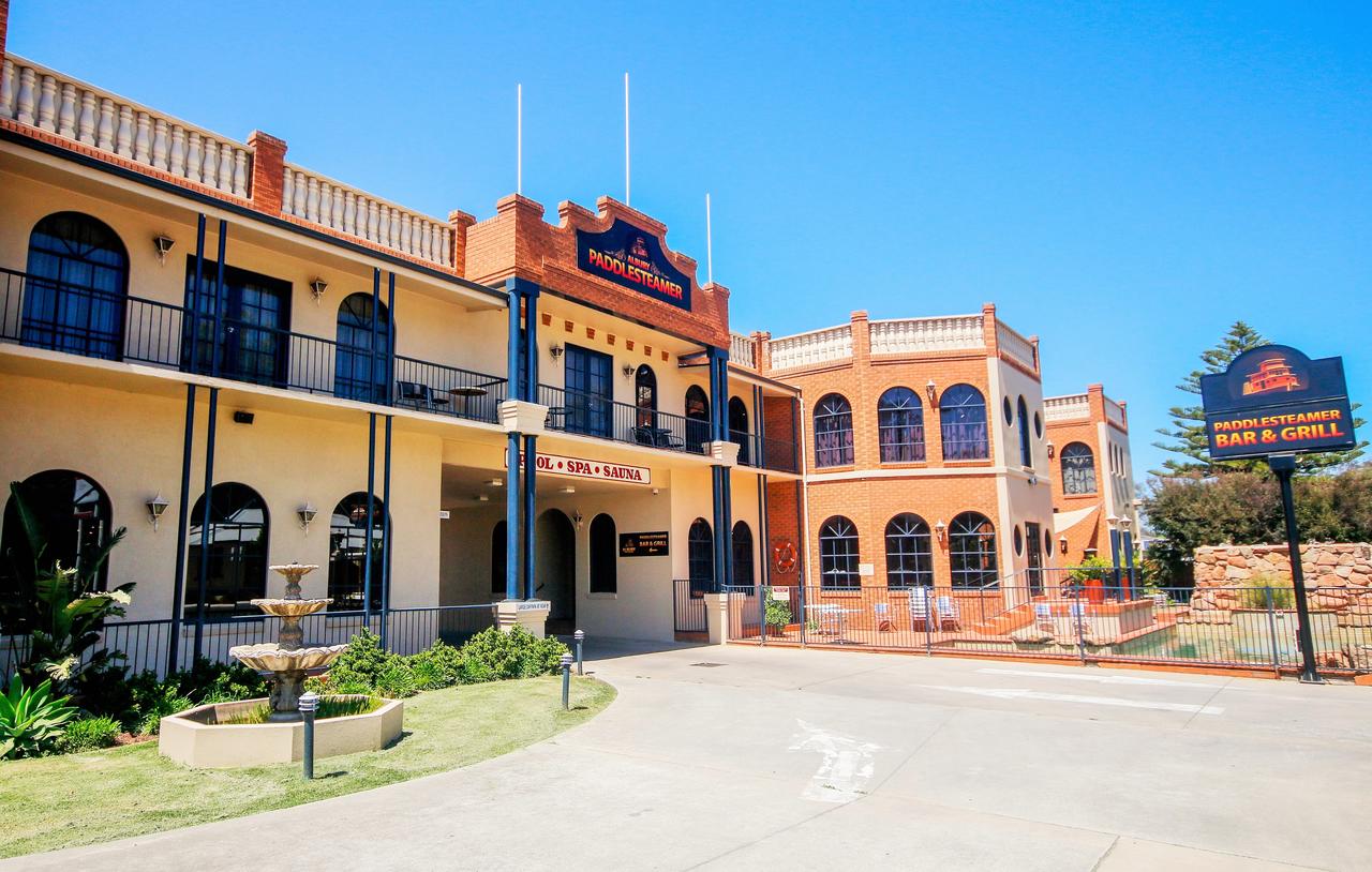 Albury Paddlesteamer Motel - New South Wales Tourism 