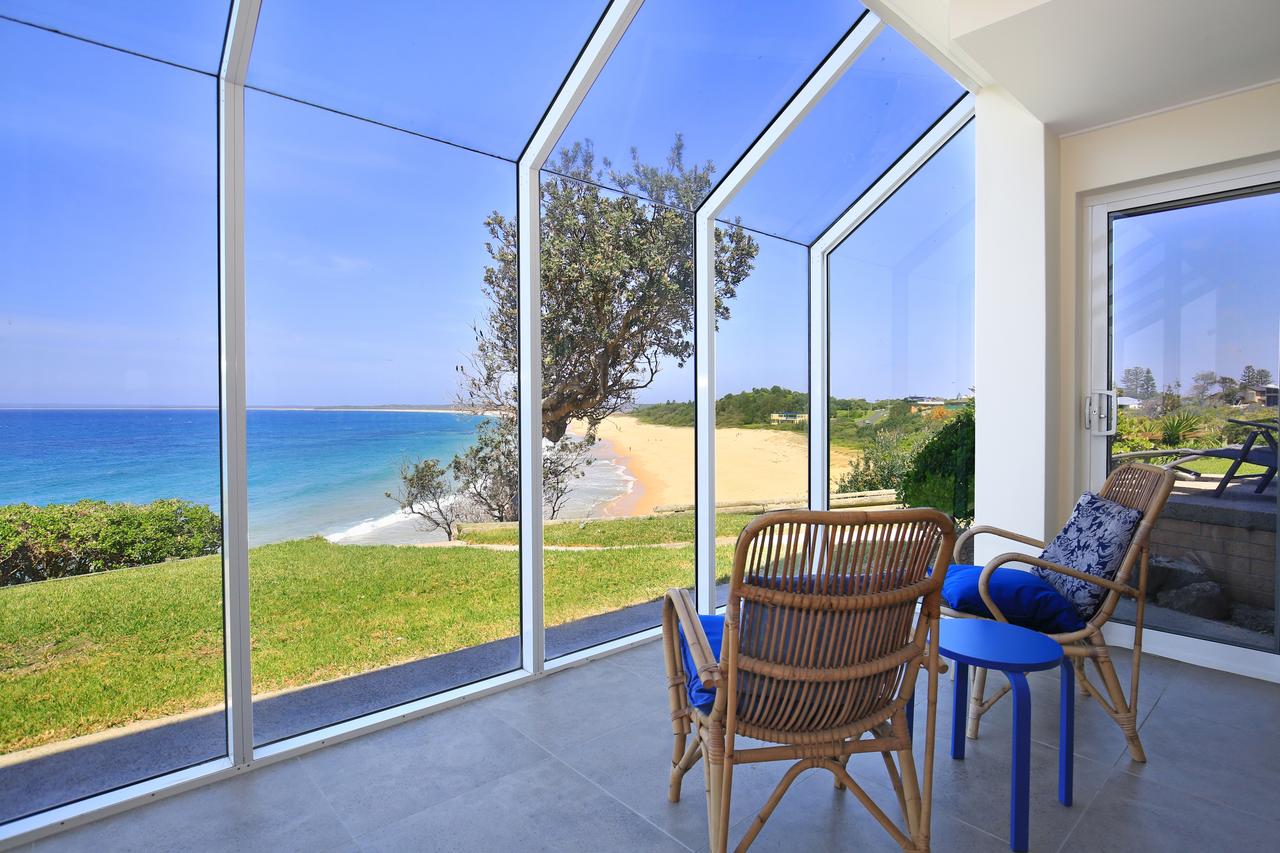 Neptune - Absolute Beachfront - Accommodation Find 4