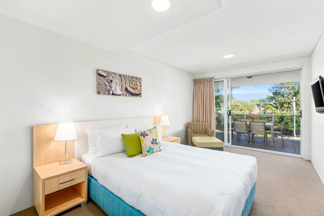 Quality Suites Pioneer Sands - Accommodation Find 6