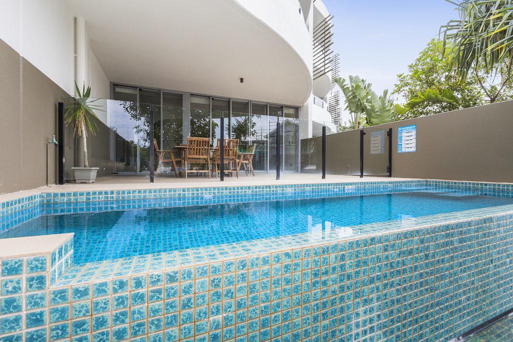 COTTON BEACH 8 ESCAPE WITH PRIVATE PLUNGE POOL - Redcliffe Tourism 0