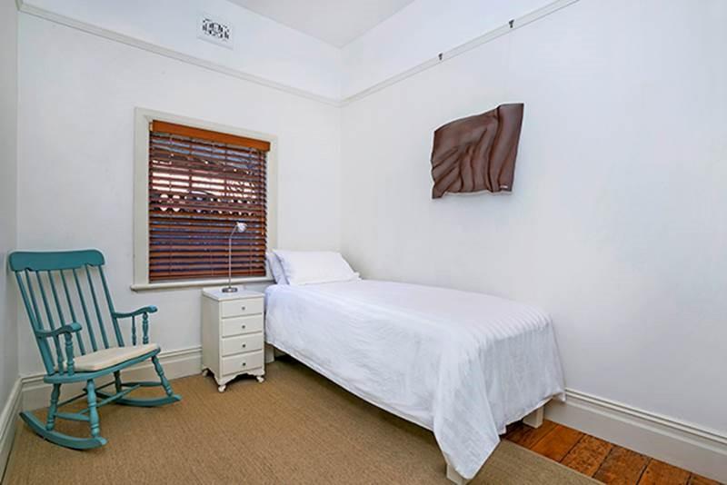 Holiday Home Fairy Bower Road Manly FAB05 - Accommodation Find 7