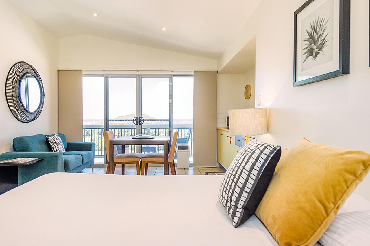 The Observatory Holiday Apartments - Accommodation Find 13